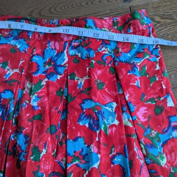 Talbots Red A-line Watercolor Floral Pleated Womens Size 6 Office Career Bright - Picture 6 of 7